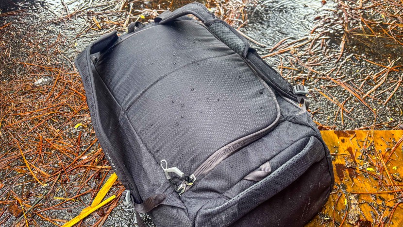osprey daylite 60 - throughout our rain testing our gear stayed dry inside the daylite...