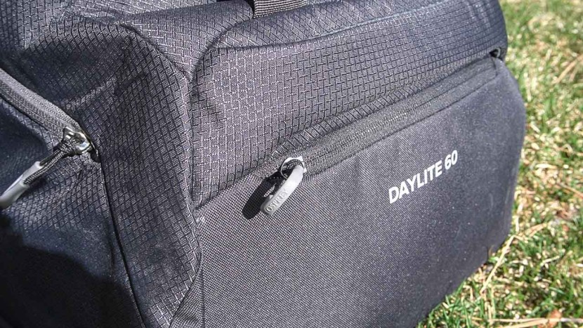 the zipper pull-tabs are rubberized and easy to grab.