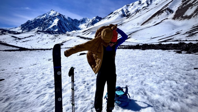 base layer womens - although the slim fit of the arc'teryx rho hoody makes it difficult...