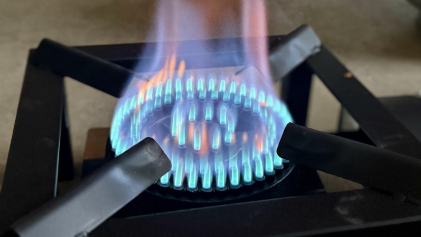 gas one high pressure burner - the high-pressure burner produces a massive, roaring flame designed...