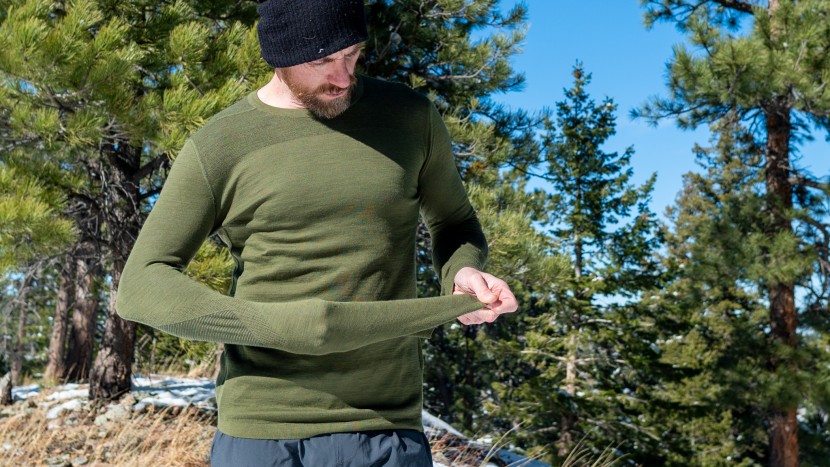 the ends of the sleeves on the smartwool intraknit thermal merino...