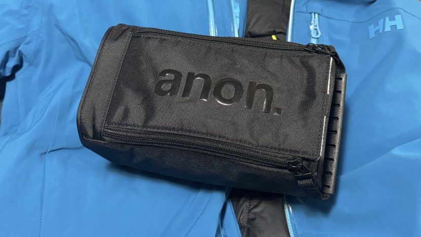 anon m4 toric - the included anon m4 travel bag is the best we've seen included with...