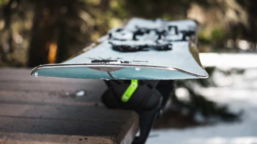 the 3d shaping in the nose helps the hovercraft float through crusts...