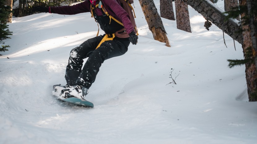 the 3d shaping in the nose helps the hovercraft float through crusts...