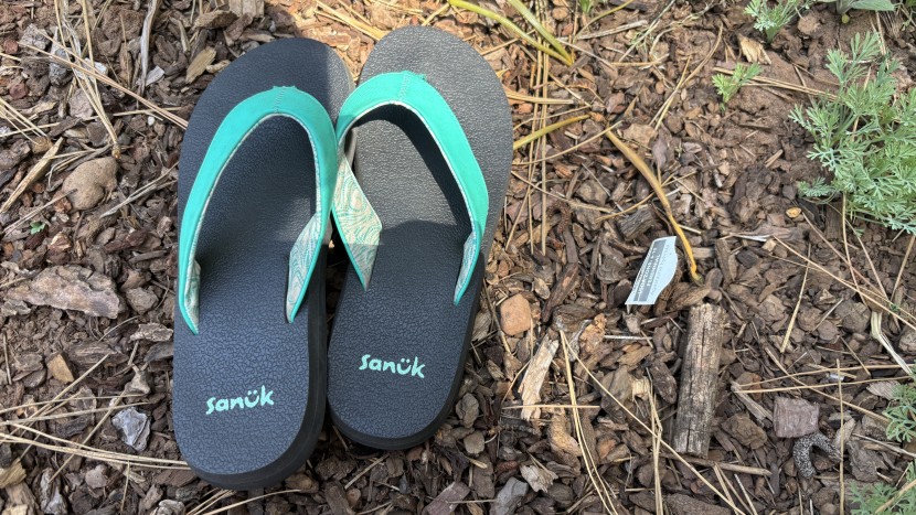 flip flops womens - doing a little research to find a more supportive flip flop design...