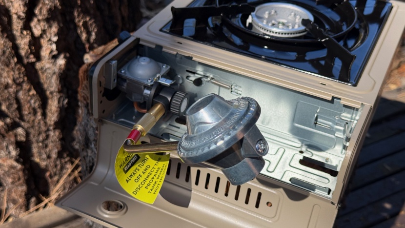 gas one gs-3400p - the dual-fuel design allows you to connect a standard propane tank...