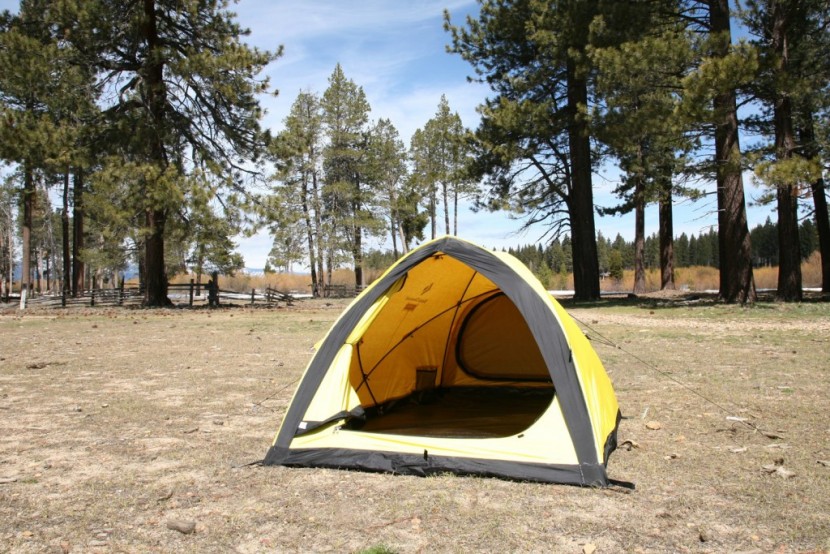 black diamond fitzroy - looking at the larger door on the fitzroy. there is more interior...