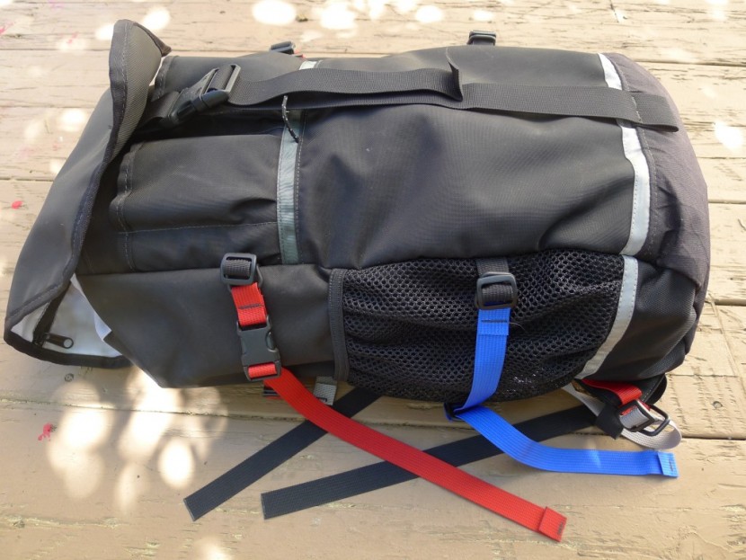 cilo gear city pack - the cilo gear city pack's removable side straps come in three...