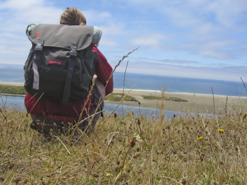 timbuk2 swig - the timbuk2 swig on a day hike along the point reyes national...